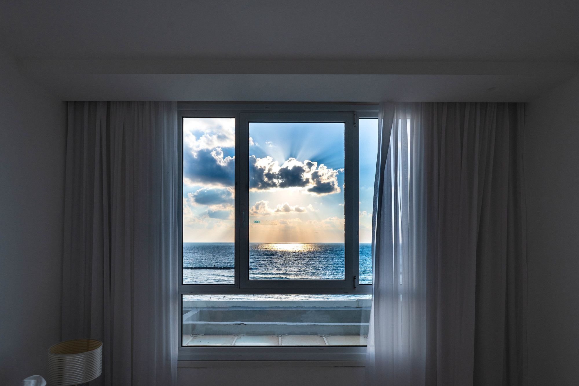Sea View Apartment Suite Тель-Авів Екстер'єр фото